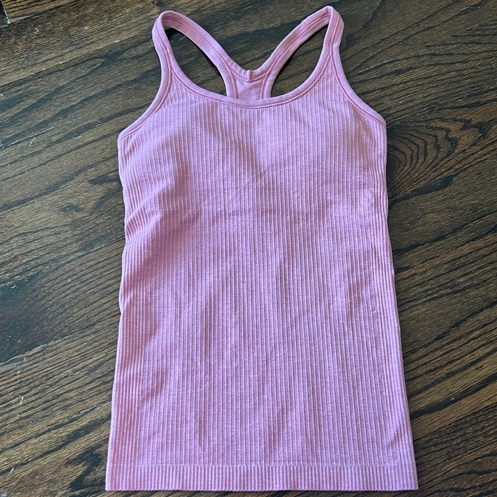 Lululemon tank top with build in bra size 2